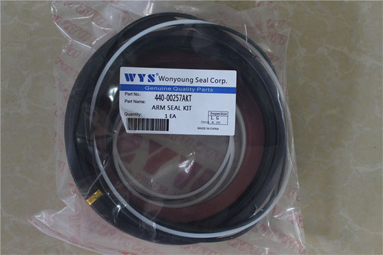 قطعات یدکی Belparts SL300LC-V 440-00257AKT کیت مهر و موم سیلندر بازو برای بیل مکانیکی خزنده